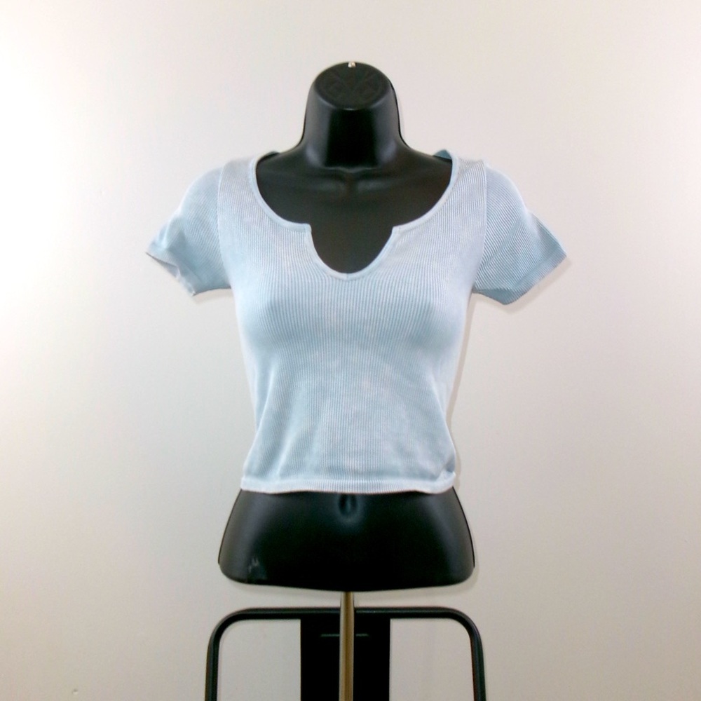 XS Aeropostale Seriously Soft Washed Notch-Neck Cropped Baby Tee